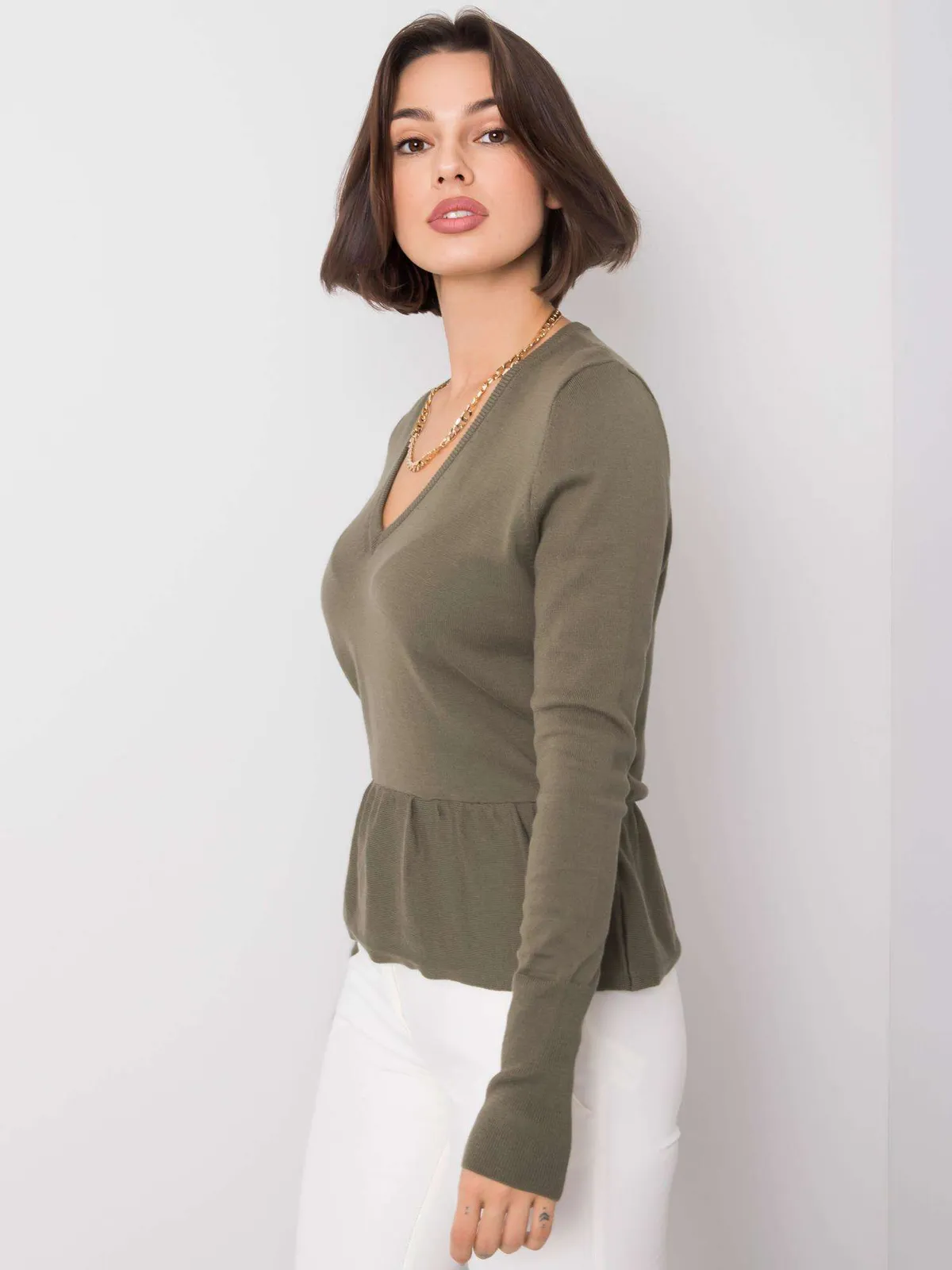 RUE PARIS Khaki sweter z dekoltem V - zdjęcie 2