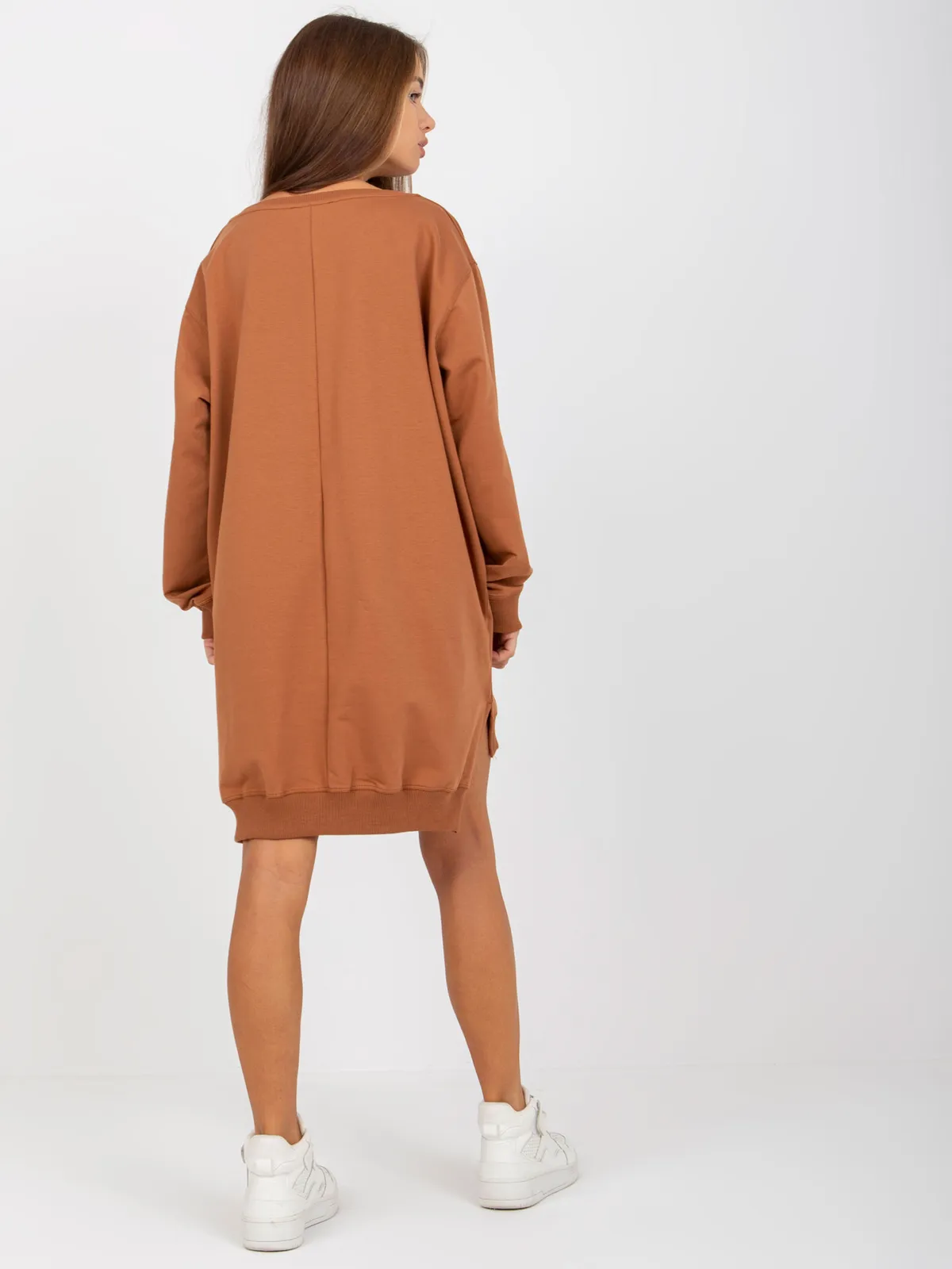 Ciemnobrązowo-pamarańczowa długa bluza oversize z napisem - zdjęcie 2