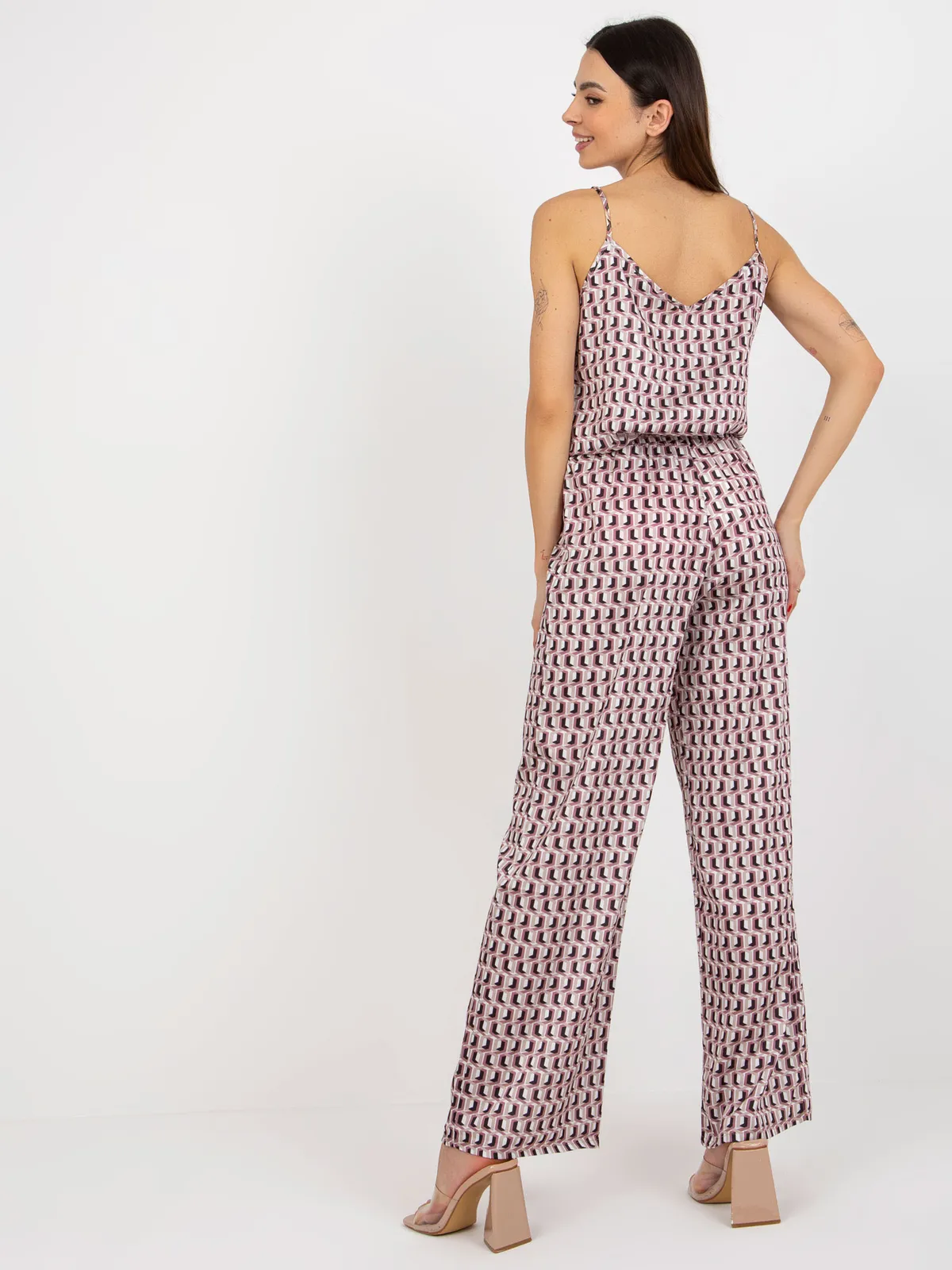 Beżowo-różowy trzyczęściowy komplet elegancki z topem - zdjęcie 10