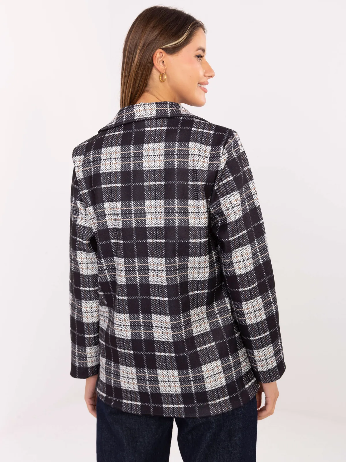 Klasyczna marynarka w kratę o kroju oversize - zdjęcie 1