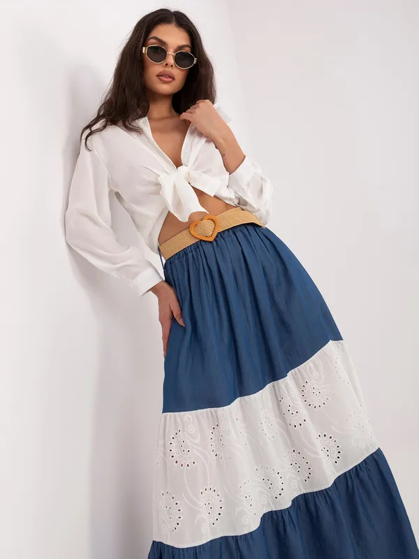 Rozkloszowana spódnica midi z ażurowym wykończeniem - widok 2