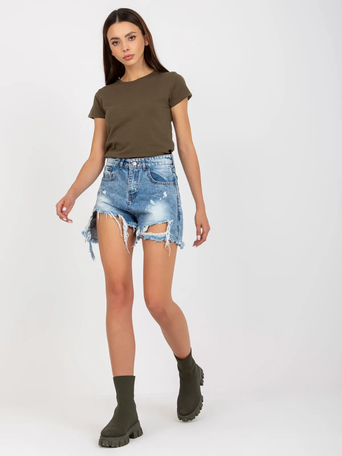 Khaki t-shirt basic z okrągłym dekoltem - zdjęcie 3