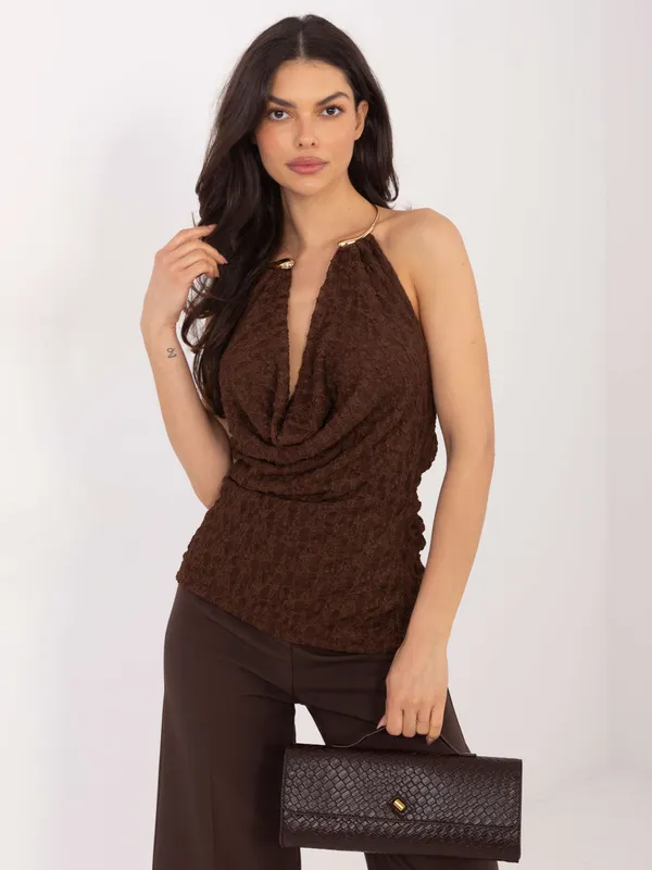 Dopasowany top z ozdobnym dekoltem typu halter - widok 2