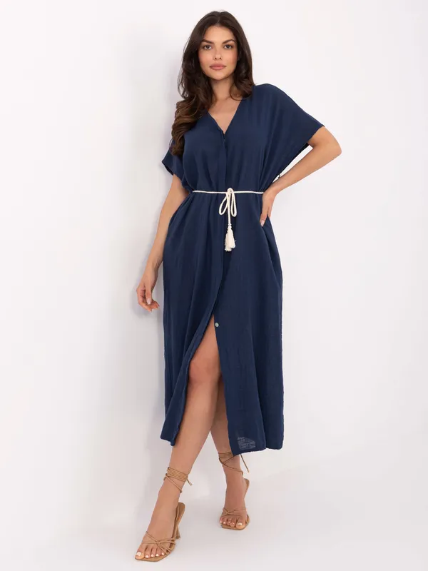 Sukienka midi o kroju oversize z paskiem