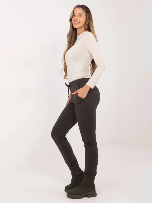 Spodnie dresowe basic ciemne khaki
