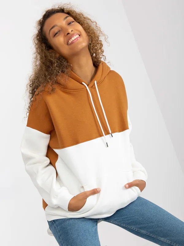 Zielono-ecru dresowa bluza basic kangurka RUE PARIS - widok 2